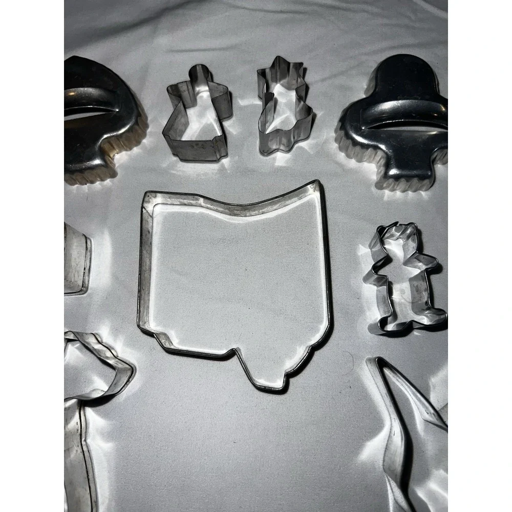 VTG‎ Aluminum Cookie Cutter Lot 9pc Ohio State Teddy Bear Spade Club Dog Heart
